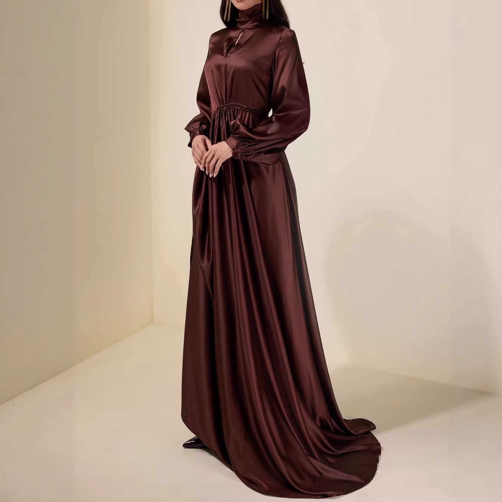 High-necked dark brown long-sleeved pleated elegant patchwork dress