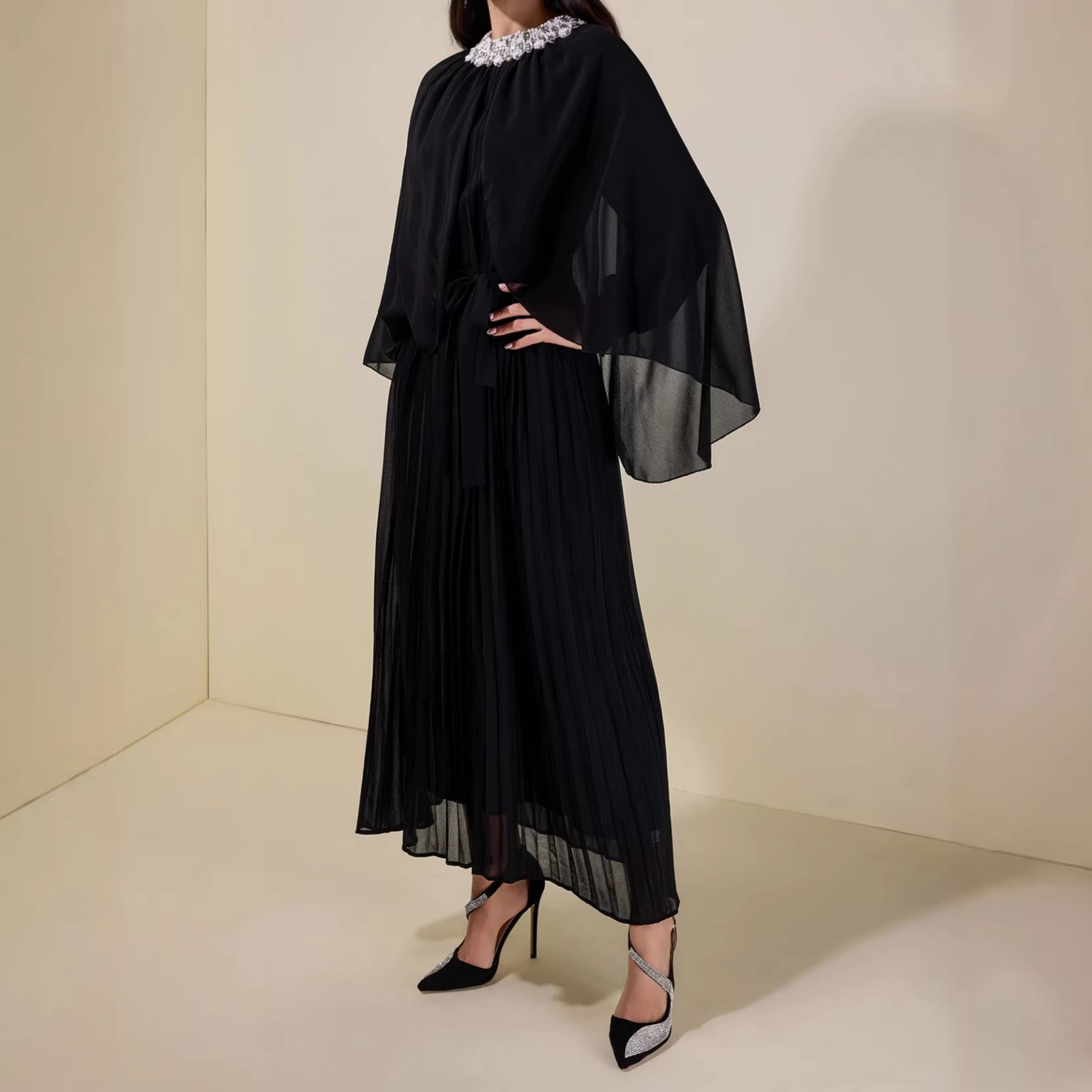 Draped pure color elegant French-style dress with diamond-encrusted neckline and pleated overlay